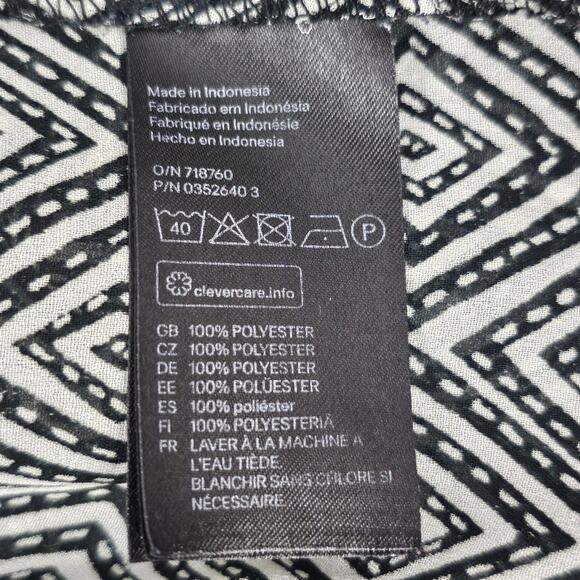 H&M Black-White Geometric Sheer Sleeveless Button-Down Blouse Size 4 - Picture 7 of 9